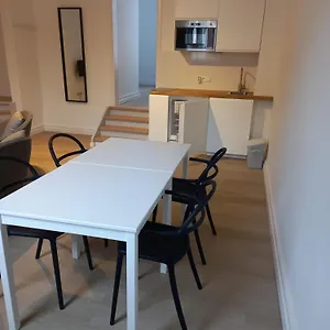 Apartment D'ici D'ailleurs, Brussels